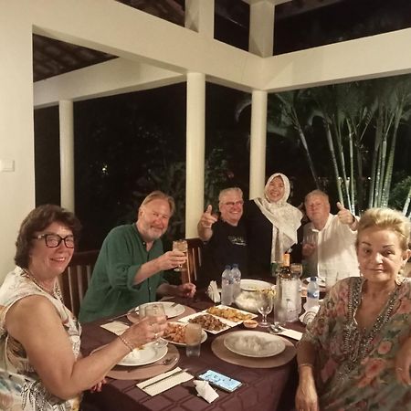 Kalibaru Guesthouse Rumah Senang מראה חיצוני תמונה