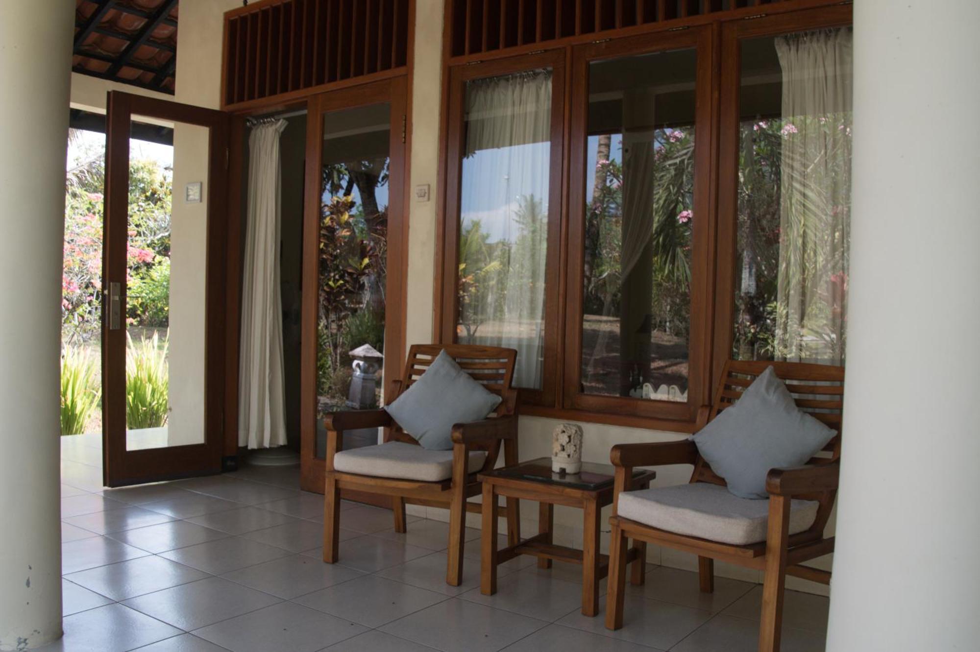Kalibaru Guesthouse Rumah Senang מראה חיצוני תמונה