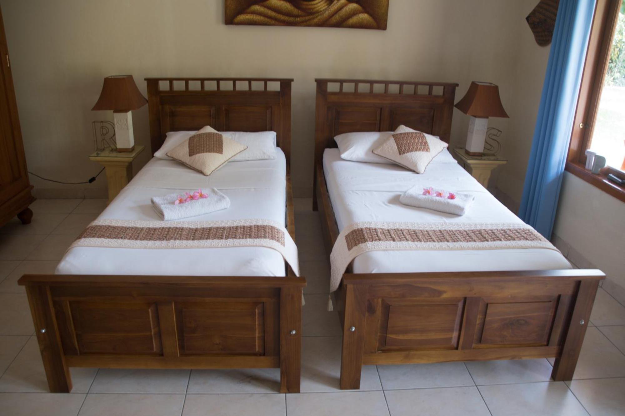 Kalibaru Guesthouse Rumah Senang מראה חיצוני תמונה