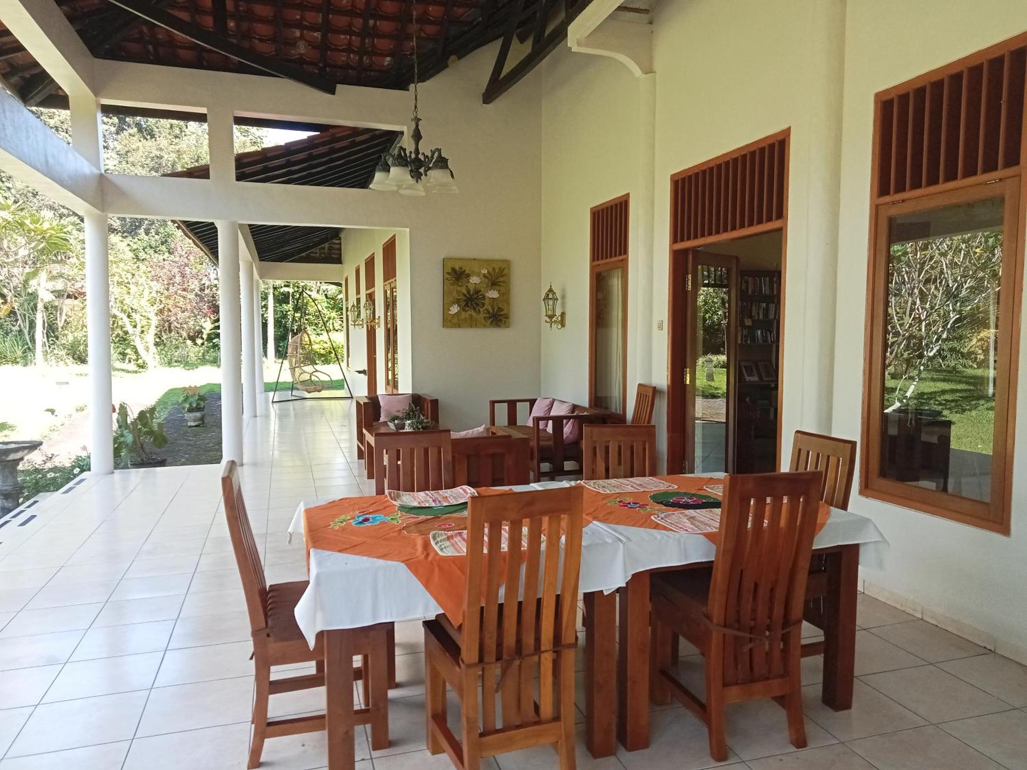 Kalibaru Guesthouse Rumah Senang מראה חיצוני תמונה