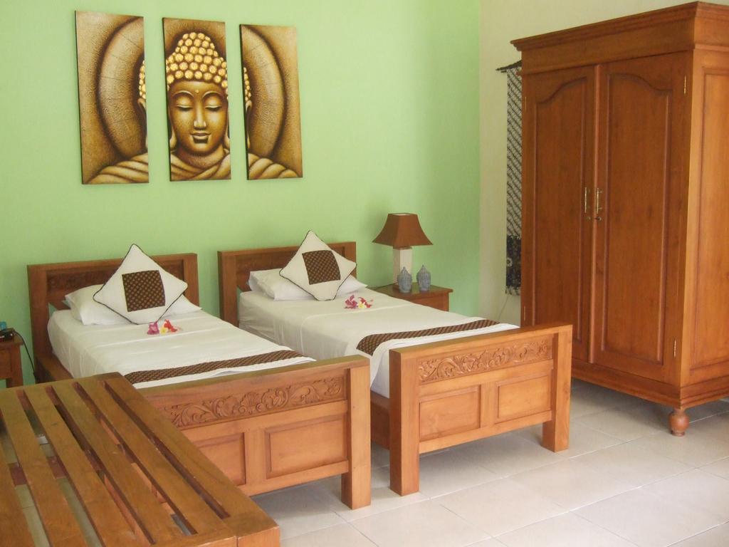 Kalibaru Guesthouse Rumah Senang מראה חיצוני תמונה