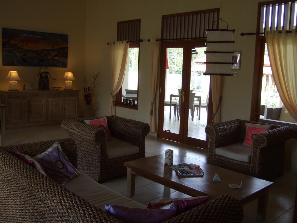Kalibaru Guesthouse Rumah Senang מראה חיצוני תמונה
