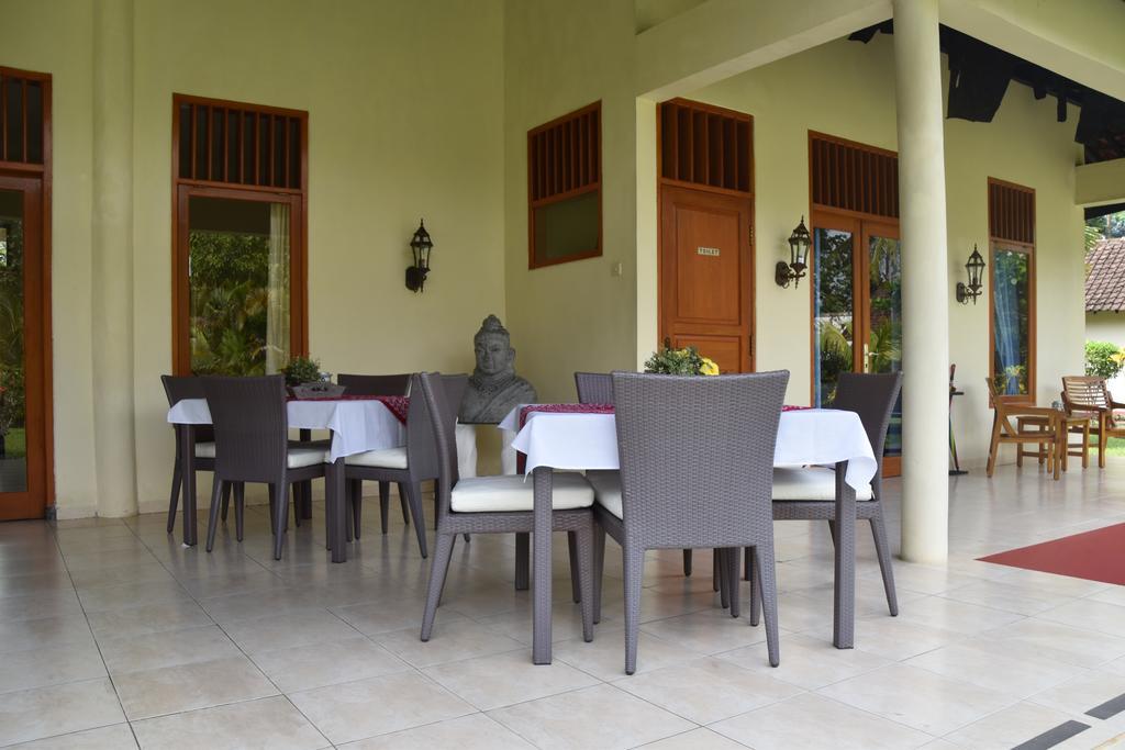 Kalibaru Guesthouse Rumah Senang מראה חיצוני תמונה